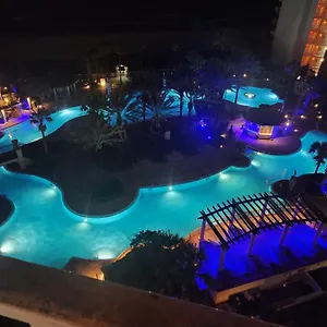 https://shores-of-panama-condos-unit-918.panamacity-beachhotels.com