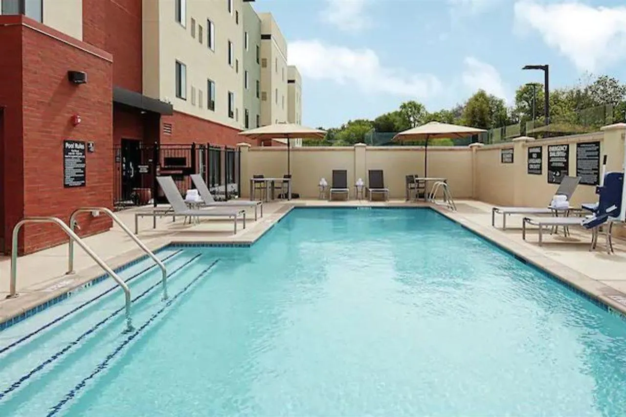 Hampton Inn & Suites Sacramento At Csus 3*,